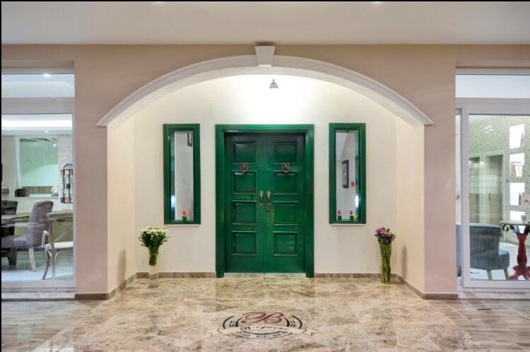 B. Equine Range Hotel Narlidere Exterior photo